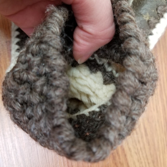 SOLD⭐️70s Leather Crochet Handmade Mittens - Picture 4 of 4